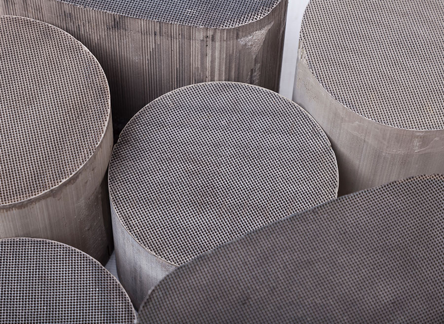 catalytic converter recycling